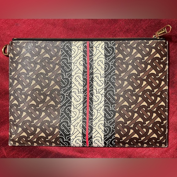 Burberry TB Large Pouch/Wristlet - Picture 1 of 4
